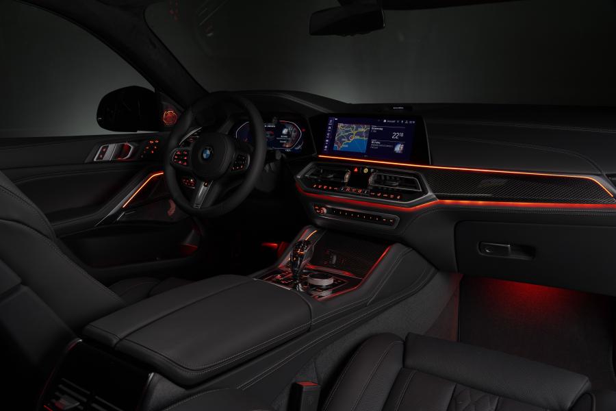 Интерьер BMW X6 M50i (G06) 2019 года  (WW) (фото 14 из 180)